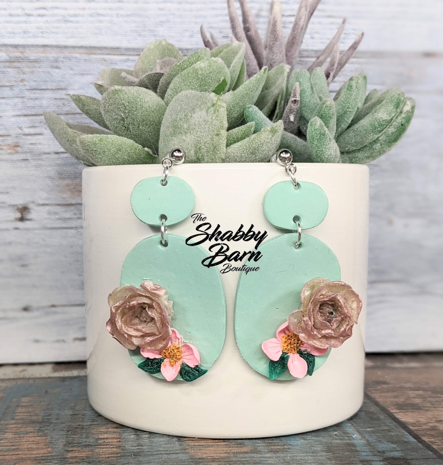 Oval Dangle - Floral Vine