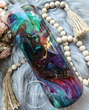 Load image into Gallery viewer, Berry &amp; Gold Swirl 20 oz Tumbler – Luxe Color Meets Liquid Art